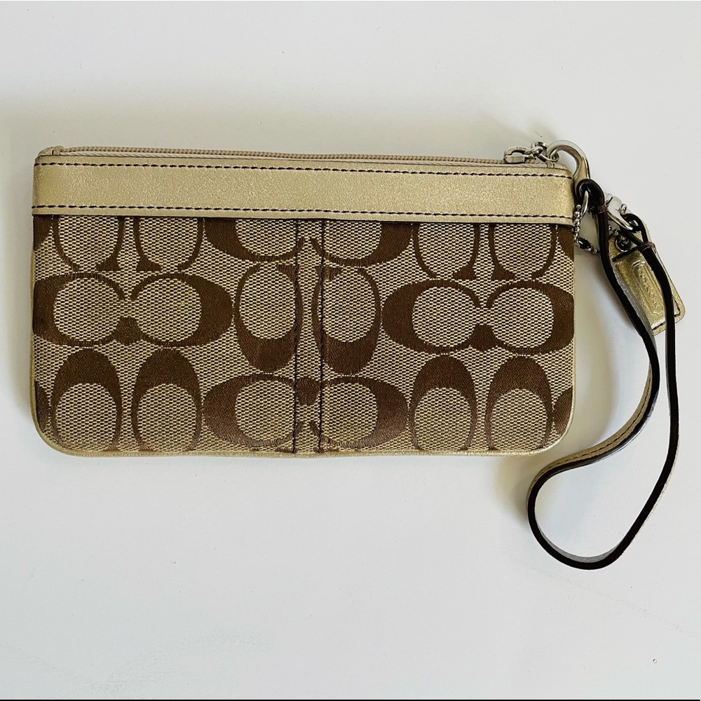 Coach Signature C Pattern Wristlet - image 3